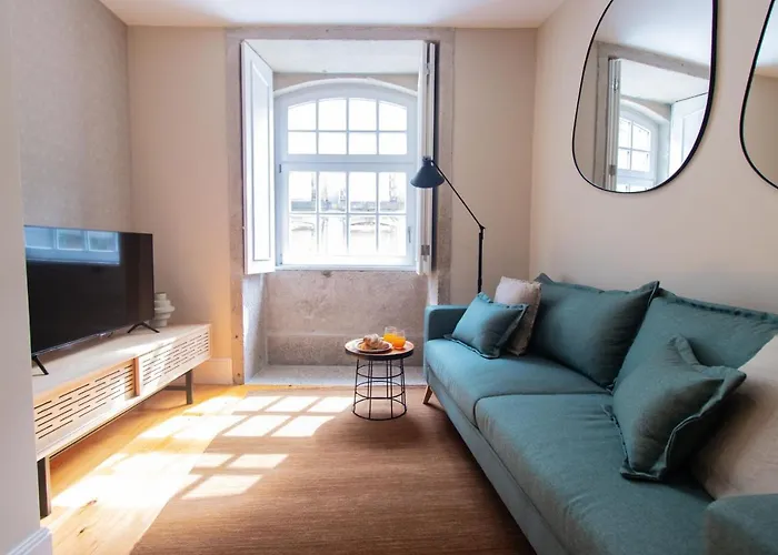 Almada 1.3 By Lovelystay Appartement