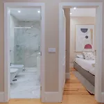 Apartman Almada 1.3 By Lovelystay *